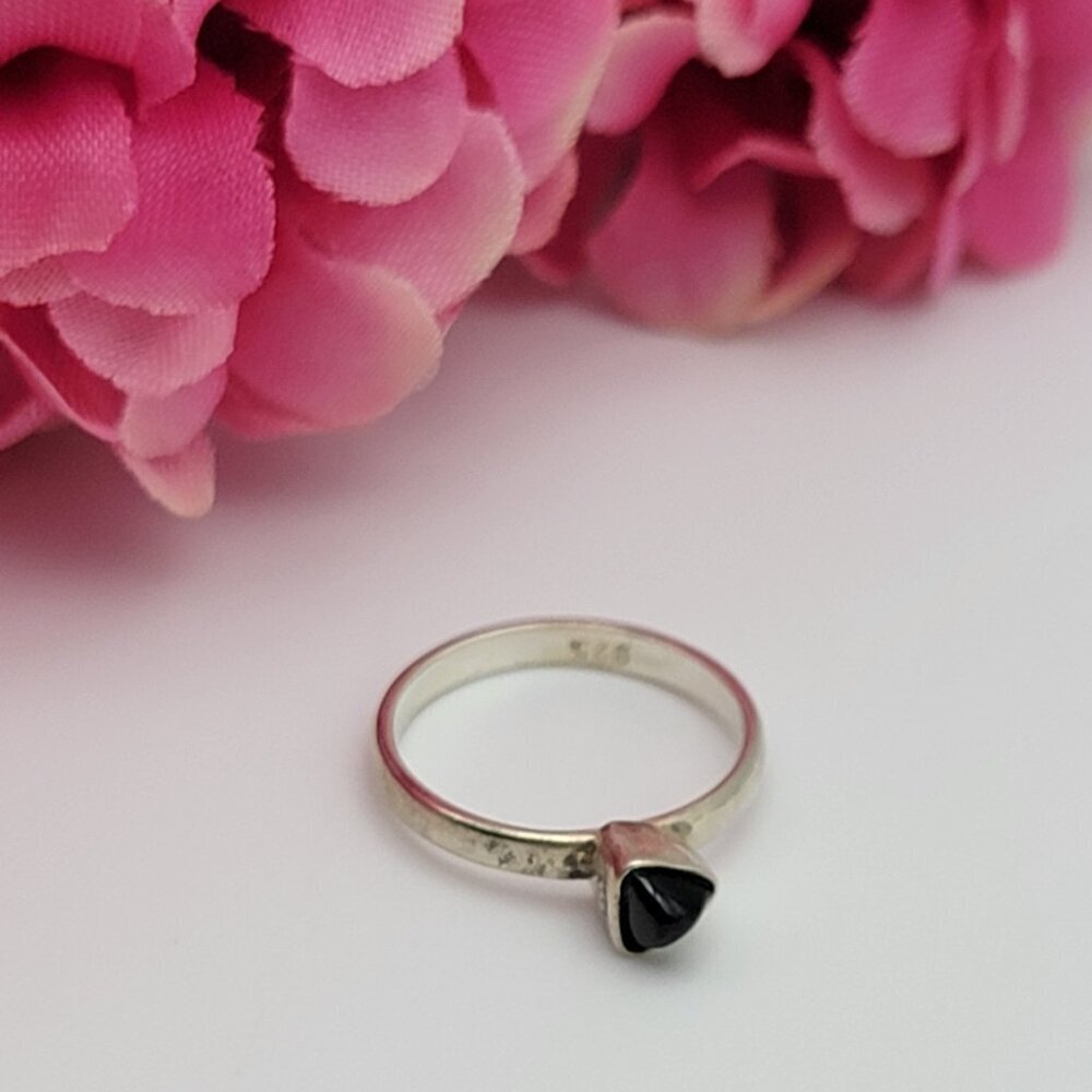 Vintage Sterling Silver Black Onyx Solitaire Ring Size 5